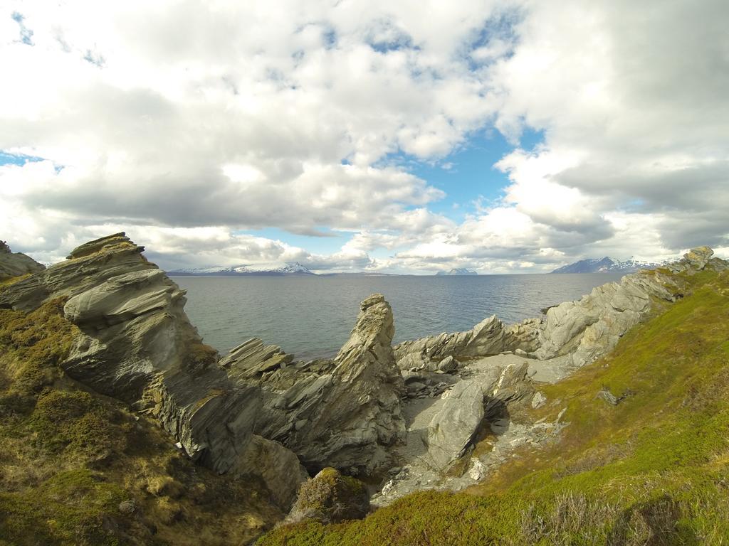 Lyngen Fjordcamp Villa Nord-Lenangen Bagian luar foto