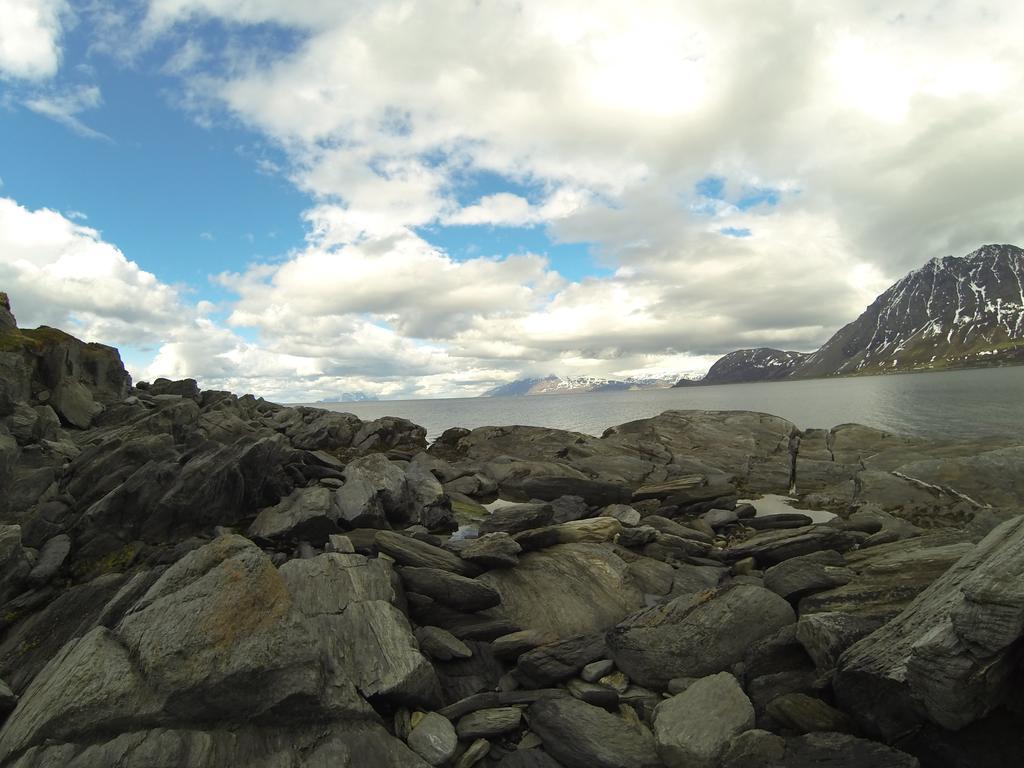Lyngen Fjordcamp Villa Nord-Lenangen Bagian luar foto