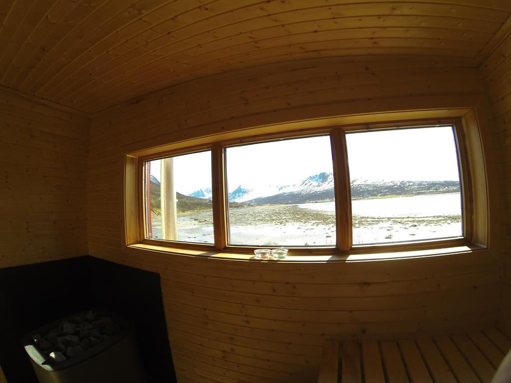 Lyngen Fjordcamp Villa Nord-Lenangen Bagian luar foto